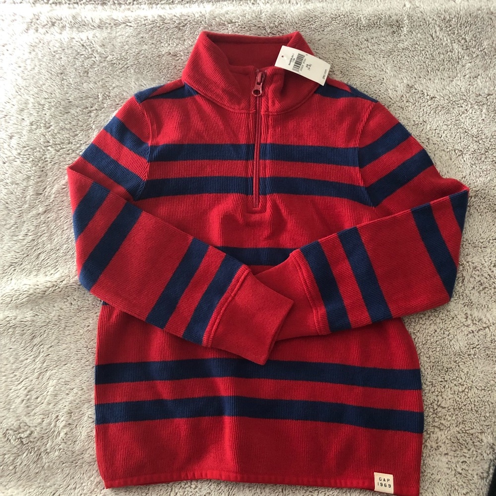GAP SWEATER BRAND NEW XS 4-5
